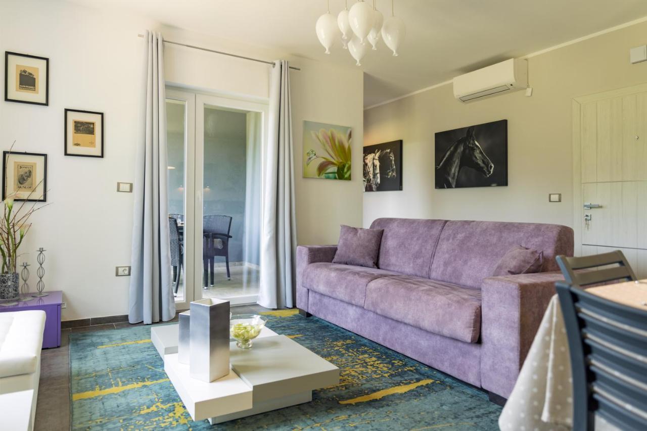 Luxury Villa Cetiri Hrasta Pićan Exterior foto